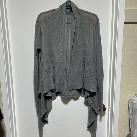 Simply Vera Grey Cardigan - Picture 1 of 8